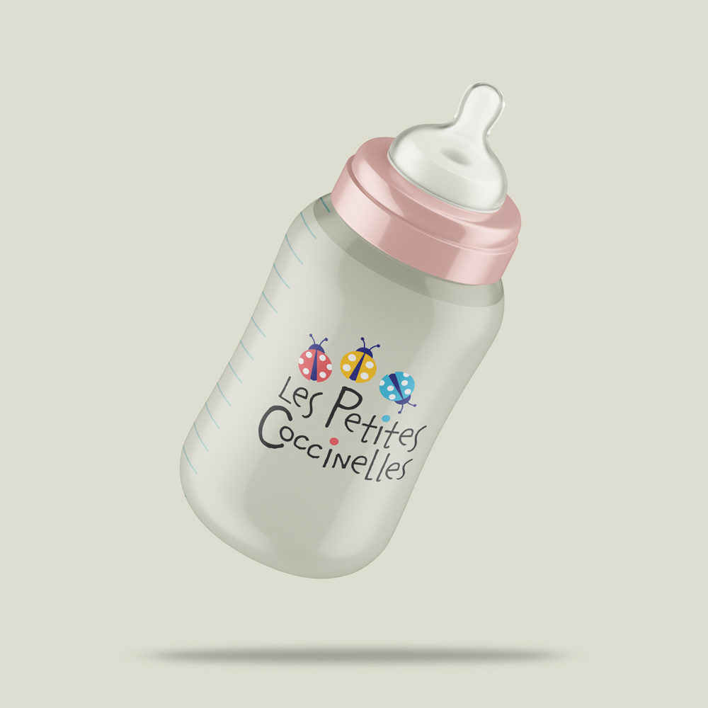 creche_les_petites_coccinelles_biberon